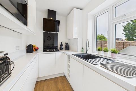 19 Breakspear Road, Ruislip, HA4 7QZ