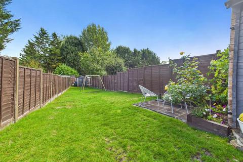 19 Breakspear Road, Ruislip, HA4 7QZ