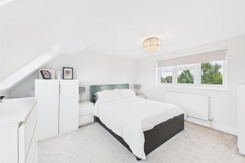19 Breakspear Road, Ruislip, HA4 7QZ
