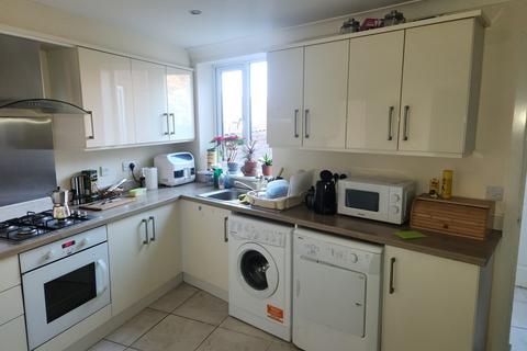 undefined, Castleford, WF10