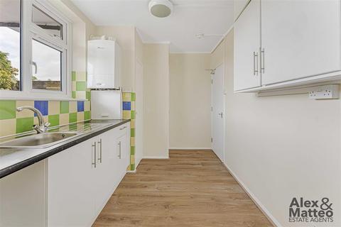 1 bedroom flat for sale, Landmann House, Bermondsey, SE16
