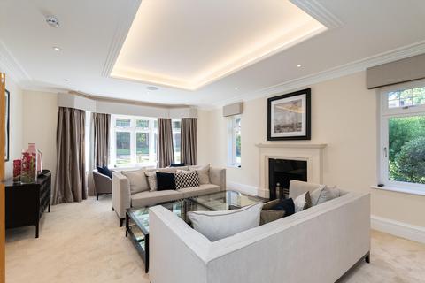 Albany Heath Road, Oxshott, Leatherhead, KT22 0NN