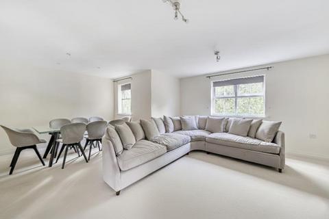 2 bedroom apartment to rent, Sunningdale,  Berkshire,  SL5
