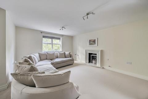2 bedroom apartment to rent, Sunningdale,  Berkshire,  SL5