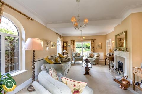 2 bedroom detached bungalow for sale, St. Erics Road, Doncaster