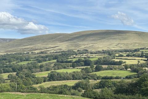 4 bedroom detached house for sale, Gwynfe, Llangadog, Carmarthenshire.
