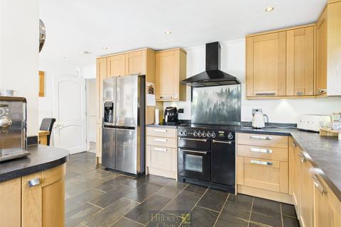 5 bedroom detached house for sale, Ingrave Road, Brentwood, Essex, CM13