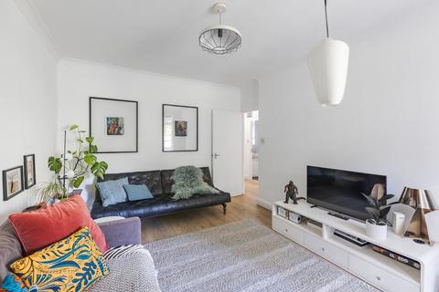 1 bedroom flat to rent, Hallfield Estate, Bayswater, London, W2