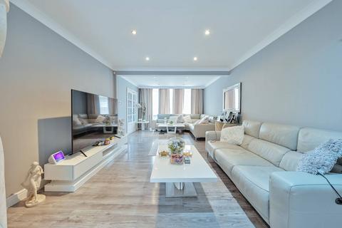 undefined, Court Farm Road, Northolt, UB5