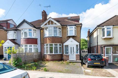 undefined, Court Farm Road, Northolt, UB5