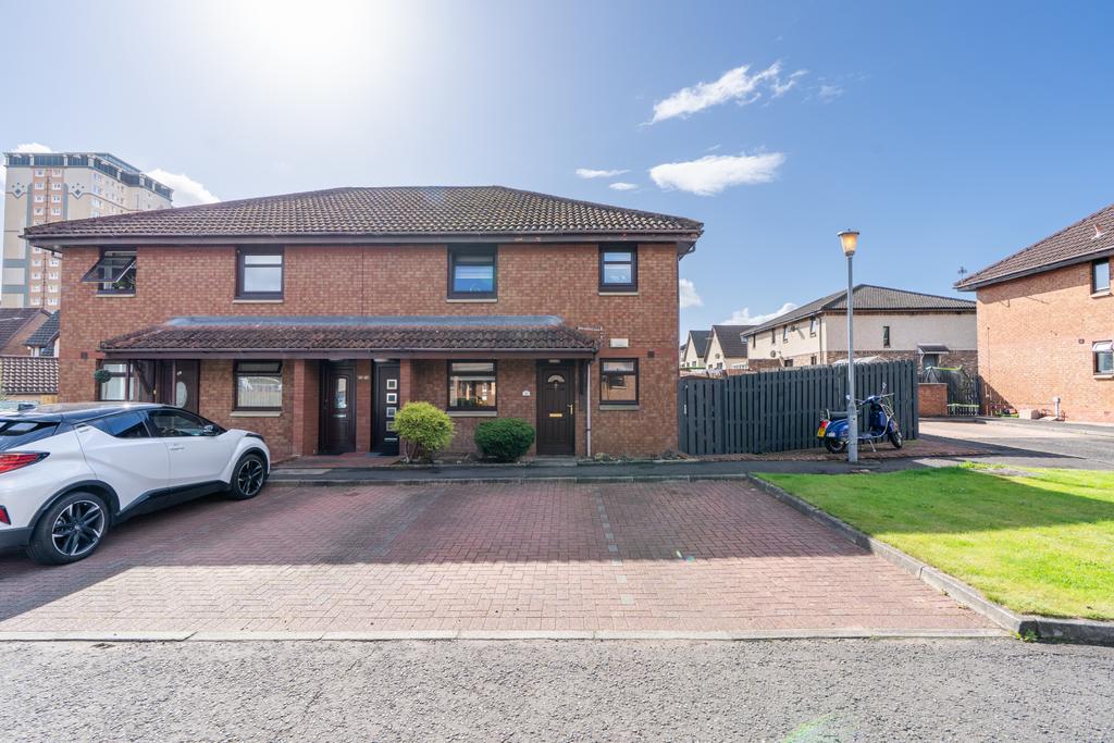 2 Bedroom Flat for Sale