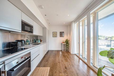 2 bedroom flat for sale, Albert Road, Queen's Park, London, NW6