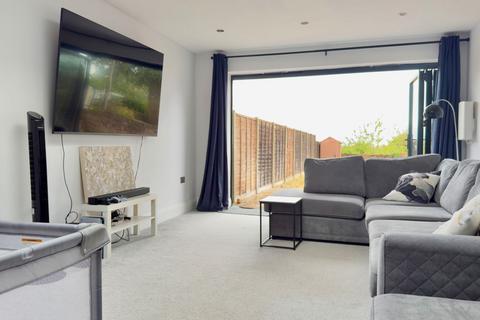 63 Layfield Road, Gillingham, ME7 2QY