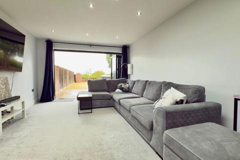 63 Layfield Road, Gillingham, ME7 2QY