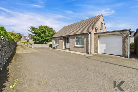 3 bedroom detached bungalow for sale, 32 High Street, Kirkwall, Orkney, KW15 1AZ