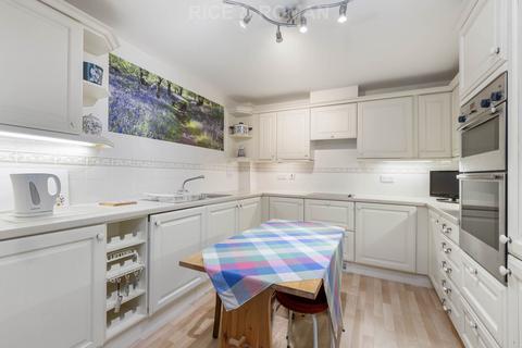 2 bedroom retirement property for sale, London Road, Ascot SL5