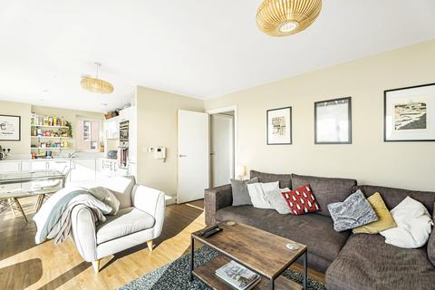 3 bedroom apartment for sale, Dalston Square, London, E8