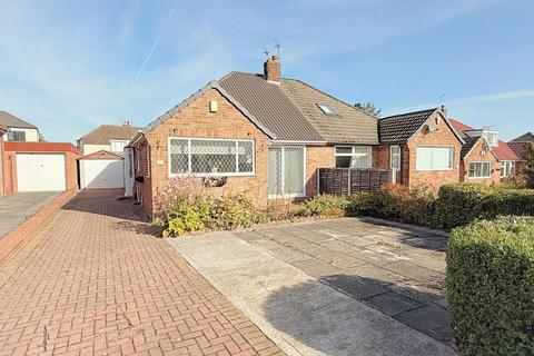 The Fairway, Stanningley