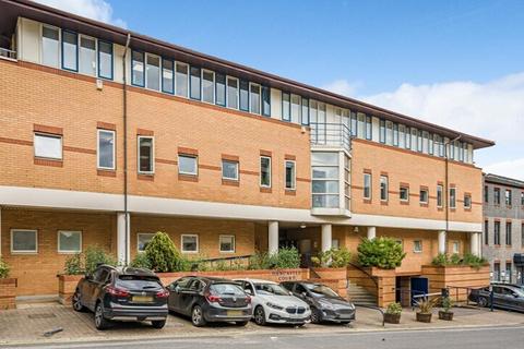 Office to rent, 14 Arcadia Ave London N3 2JU