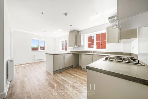 4 bedroom detached house for sale, Bronze Barrow Way, Bramford, IP8