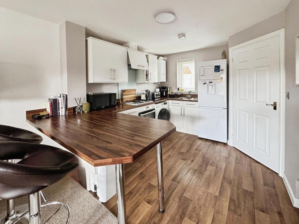 Kitchen-337395.jpg