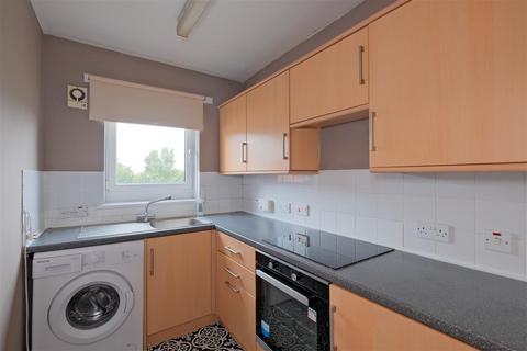 86 Strathaven Road, Hamilton, ML3 7RE
