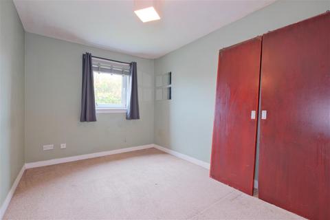 86 Strathaven Road, Hamilton, ML3 7RE