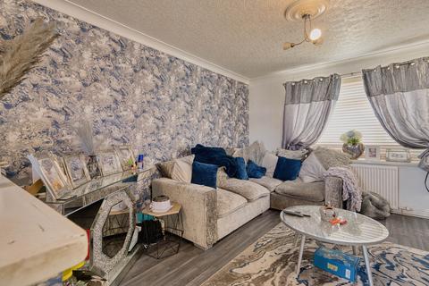 7 Stokesley Walk, Grimsby, DN37 9BH