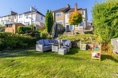 46 Newstead Rise, Caterham, CR3 6RR