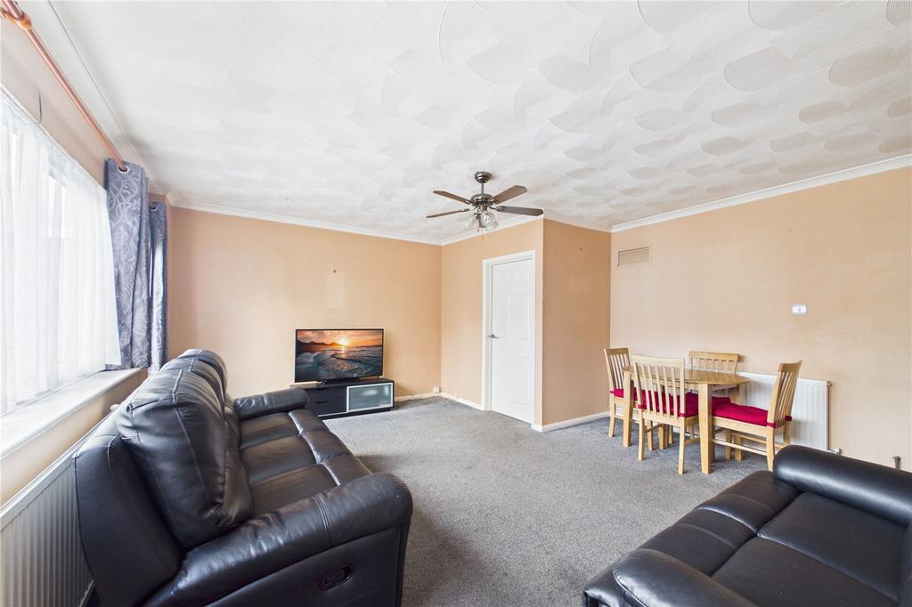 Living/Dining Room