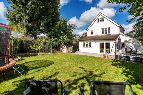 undefined, COBHAM ROAD, FETCHAM, KT22