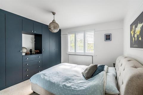 undefined, COBHAM ROAD, FETCHAM, KT22