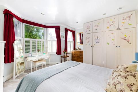 15 Gladwyn Road, London, SW15 1JY