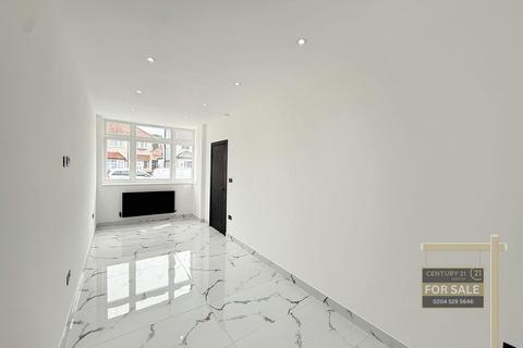 undefined, Meadow Road, FELTHAM TW13