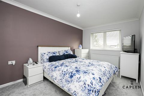 undefined, Beatrice Court, Buckhurst Hill