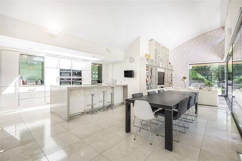 undefined, Newnham Hill, Henley-on-Thames, Oxfordshire, RG9
