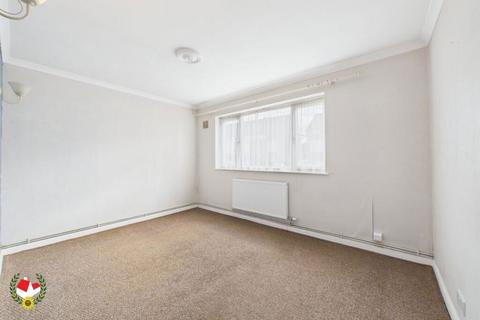 29 Astor Close, Brockworth, Gloucester, GL3 4AS