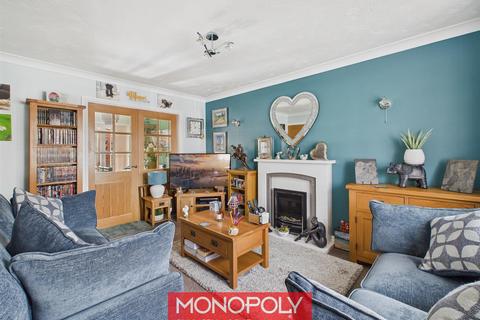 28 Llys Gwydyr, Denbigh, LL16 3ET