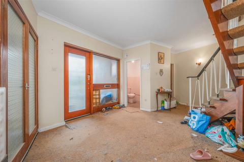 undefined, Kyte Green, Preston Bagot B95
