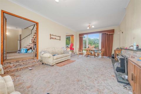 undefined, Kyte Green, Preston Bagot B95