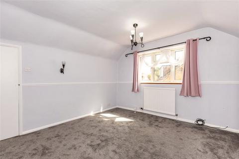 15 Martin Close, Warlingham, CR6 9AD