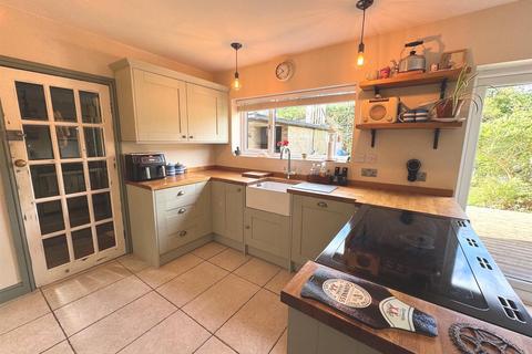 20 Beech Close, Leek, ST13 7AF