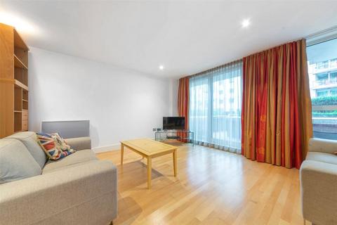 2 bedroom flat for sale, St. George Wharf, London SW8