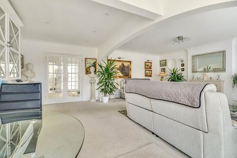 31 Dungannon Drive, Southend-on-sea, SS1 3NH