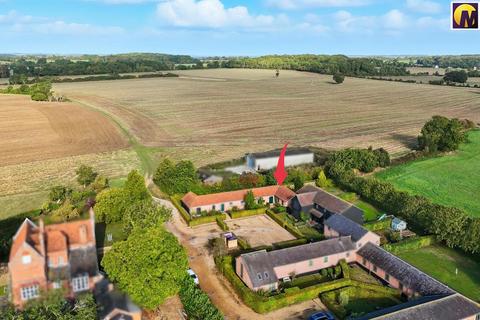 undefined, CHAIN FREE - Patient End Barns, Furneux Pelham, Buntingford