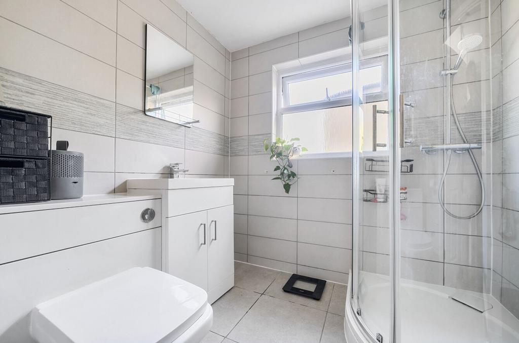 Ground Floor Bathroom