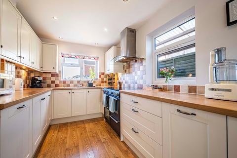 7 Sumner Close, Hampton Magna, Warwick, CV35 8SQ