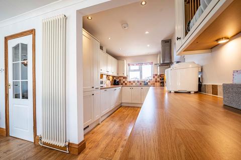 7 Sumner Close, Hampton Magna, Warwick, CV35 8SQ