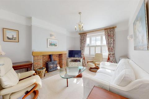 3 bedroom end of terrace house to rent, Blackfriars Street, Stamford