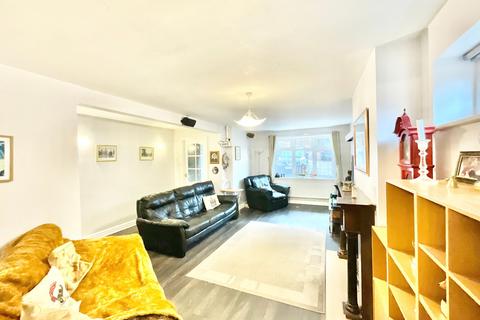 3 bedroom detached house for sale, Cheadle Road, Stoke-On-Trent ST10